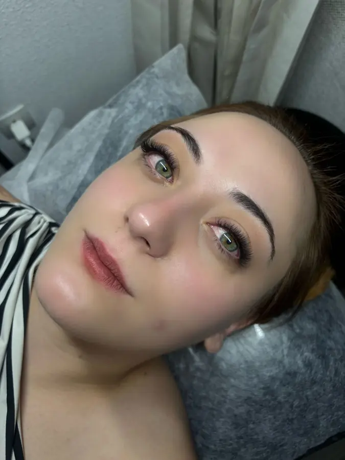 Extensions de cils réalisées chez Sahyla